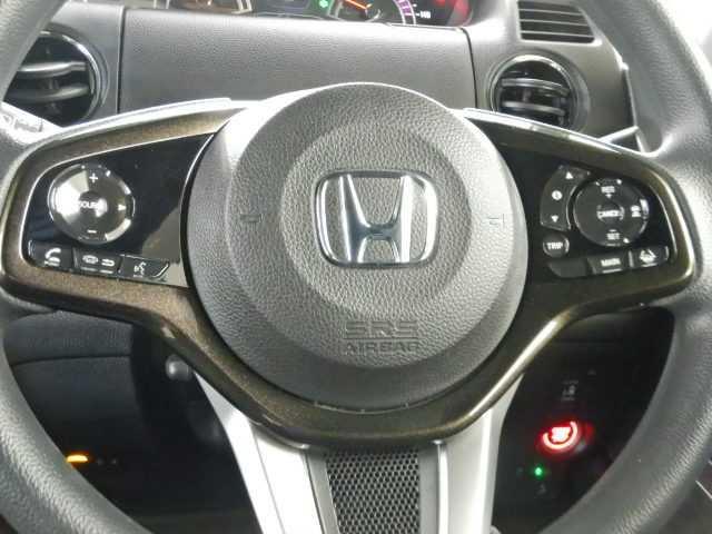 Ｎ－ＢＯＸカスタム カスタム　Ｇ・Ｌ　ホンダセンシング　ナビ／ＴＶ　Ｂカメラ　地デジＴＶ　電動格納ドアミラー　助手席エアバッグ　キーレス　アイドリングＳＴ　セキュリティーアラーム　スマ－トキ－　リアカメラ　ナビＴＶ　ＥＴＣ　前車追従機能　ＬＥＤヘッドライト　ＵＳＢ　オートライト（8枚目）