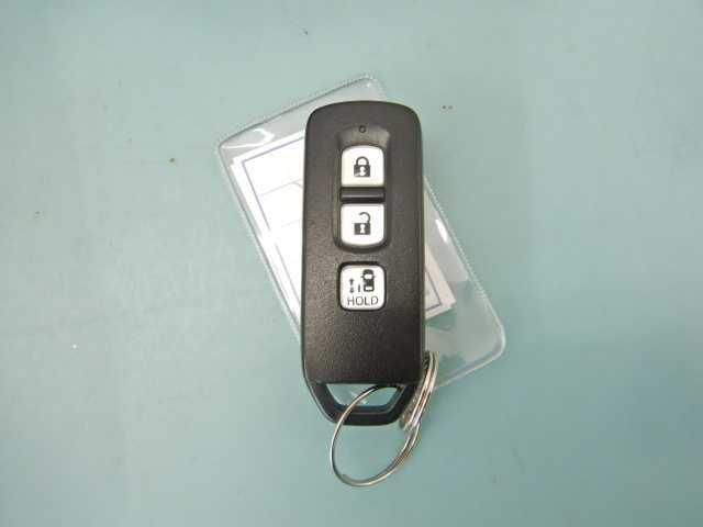 Ｎ－ＢＯＸカスタム カスタム　Ｇ・Ｌ　ホンダセンシング　ナビ／ＴＶ　Ｂカメラ　地デジＴＶ　電動格納ドアミラー　助手席エアバッグ　キーレス　アイドリングＳＴ　セキュリティーアラーム　スマ－トキ－　リアカメラ　ナビＴＶ　ＥＴＣ　前車追従機能　ＬＥＤヘッドライト　ＵＳＢ　オートライト（20枚目）