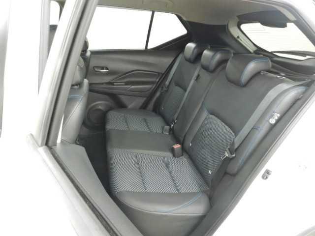 キックス １．２　ｅパワーＸ　全方位カメラ　９インチナビ／フルセグＴＶ　フロントカメラ　ナビ＆ＴＶ　ＶＤＣ　クルコン　スマートキー　ＤＶＤ再生　ＬＥＤヘッド　パワーステアリング　盗難防止システム　ＥＴＣ　オートライト　メモリーナビ　サイドエアバッグ　ＡＡＣ　衝突安全ボディ（18枚目）