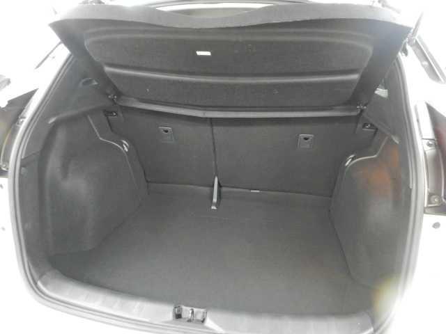 キックス １．２　ｅパワーＸ　全方位カメラ　９インチナビ／フルセグＴＶ　フロントカメラ　ナビ＆ＴＶ　ＶＤＣ　クルコン　スマートキー　ＤＶＤ再生　ＬＥＤヘッド　パワーステアリング　盗難防止システム　ＥＴＣ　オートライト　メモリーナビ　サイドエアバッグ　ＡＡＣ　衝突安全ボディ（19枚目）