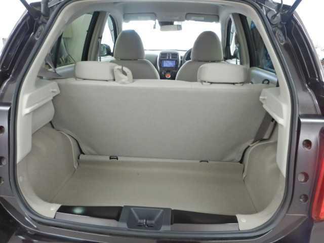 マーチ １．２ボレロ　メモリ－ナビ／ＴＶ　Ｂカメラ　エマブレ　ダブルエアバック　横滑防止装置　電動格納ミラー　ＤＶＤ再生　ナビＴＶ　アイドリングＳ　パワーステアリング　パワーウィンドウ　メモリーナビ　イモビライザー　キーレス　スマートキー　バックモニター　ＡＢＳ（19枚目）