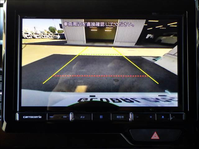 N-BOXカスタム カスタム L 8インチナビ/フルセグTV 両側パワースライド 両席電動スライドドア Pソナー SDナビゲーション 電動格納ミラ- 衝突安全ボディ サイドエアバッグ ナビTV Aストップ シートヒータ キーフリーシステム LEDライト リアカメ AC スマキー(7枚目)