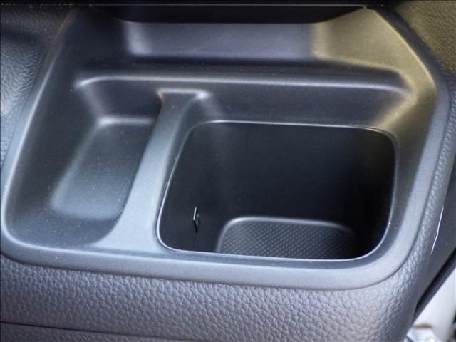 N-BOXカスタム カスタム L 8インチナビ/フルセグTV 両側パワースライド 両席電動スライドドア Pソナー SDナビゲーション 電動格納ミラ- 衝突安全ボディ サイドエアバッグ ナビTV Aストップ シートヒータ キーフリーシステム LEDライト リアカメ AC スマキー(45枚目)