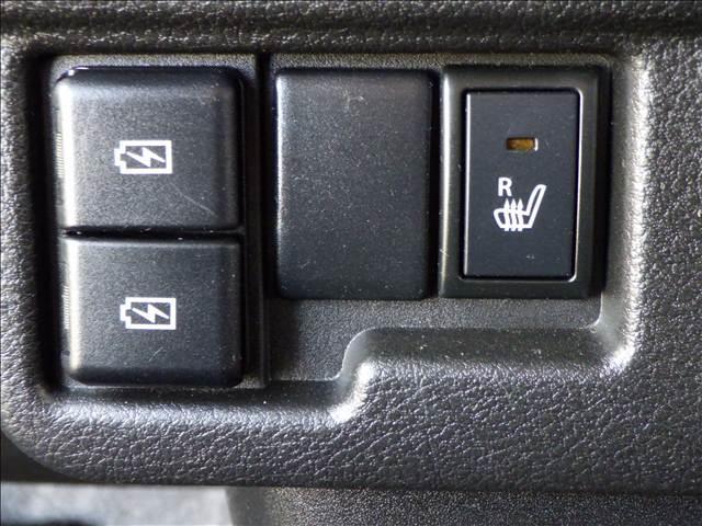 ワゴンRスマイル ハイブリッドS 2トーンルーフパッケージ装着車 全方位 フルオートエアコン 地デジ 電格ミラー スマートキ オートハイビーム パーキングセンサー 横滑り防止 シートヒーター アイドルストップ Bカメラ オートライト 衝突安全ボディ 盗難防止 ABS(26枚目)