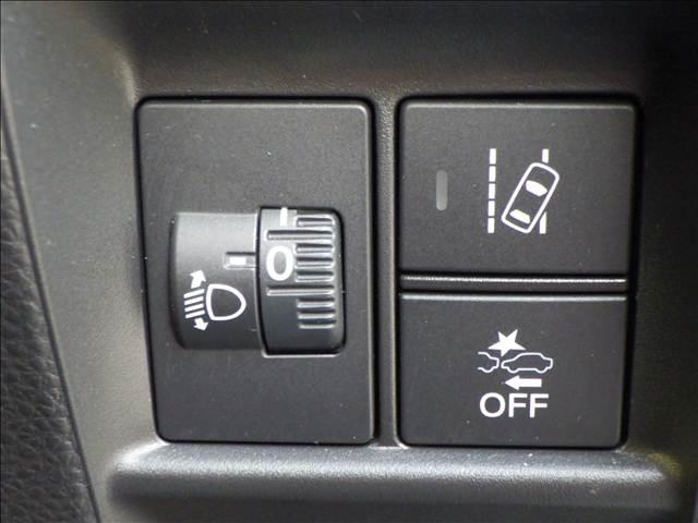 N-VAN Lホンダセンシング 6速MT ディスプレイオーディオ 1オナ Aストップ エアコン USB接続 電動格納ドアミラー 盗難防止システム エアバッグ パワーステアリング ESC Wエアバッグ キーレスエントリー オートライト 衝突安全ボディ ABS(26枚目)