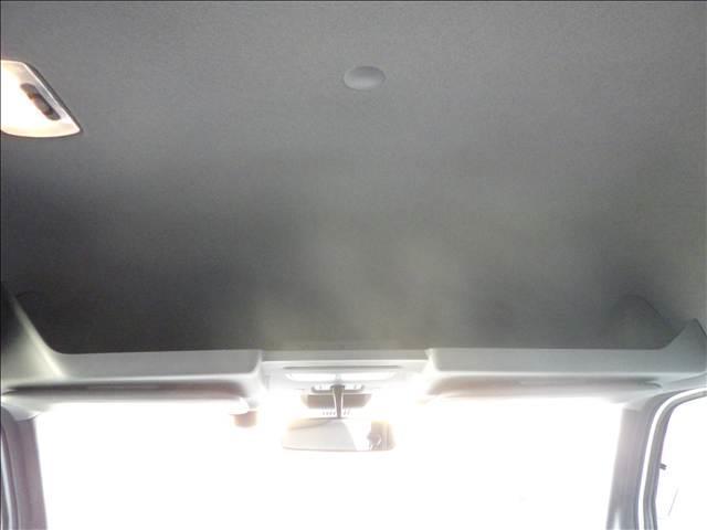 N-VAN Lホンダセンシング 6速MT ディスプレイオーディオ 1オナ Aストップ エアコン USB接続 電動格納ドアミラー 盗難防止システム エアバッグ パワーステアリング ESC Wエアバッグ キーレスエントリー オートライト 衝突安全ボディ ABS(31枚目)