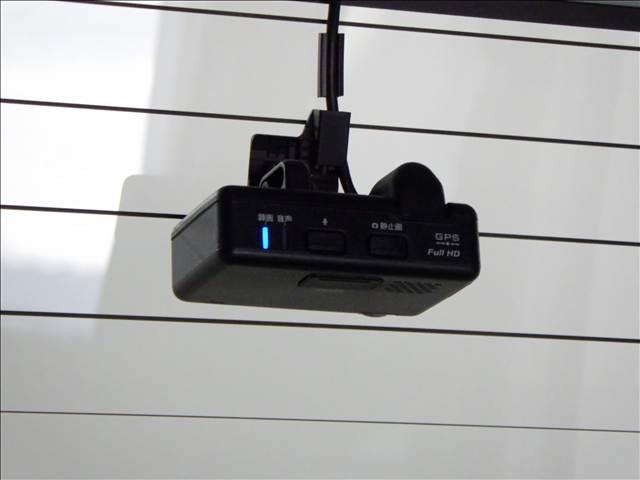 Ｎ－ＶＡＮ Ｌ　ホンダセンシング　ナビ　バックカメラ　オートハイビーム　１オナ　Ａストップ　エアコン　ＵＳＢ接続　電動格納ドアミラー　盗難防止システム　クルーズコントロール　エアバッグ　左右スライドドア　パワーステアリング　ＥＳＣ　Ｗエアバッグ　ナビ（12枚目）