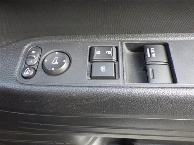 Ｎ－ＶＡＮ Ｌ　ホンダセンシング　ナビ　バックカメラ　オートハイビーム　１オナ　Ａストップ　エアコン　ＵＳＢ接続　電動格納ドアミラー　盗難防止システム　クルーズコントロール　エアバッグ　左右スライドドア　パワーステアリング　ＥＳＣ　Ｗエアバッグ　ナビ（26枚目）