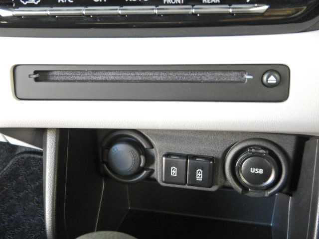 スイフト １．２ハイブリッドＭＺ　全方位カメラ　９インチナビ／ＴＶ　ＵＳＢ　エアバック　エアロ　バックアイカメラ　クリアランスソナー　フルセグＴＶ　ＬＥＤライト　ナビＴＶ　スマートキー　メモリーナビ　オートクルーズコントロール　Ｓヒーター　キーレス　パワステ　ＡＢＳ（35枚目）