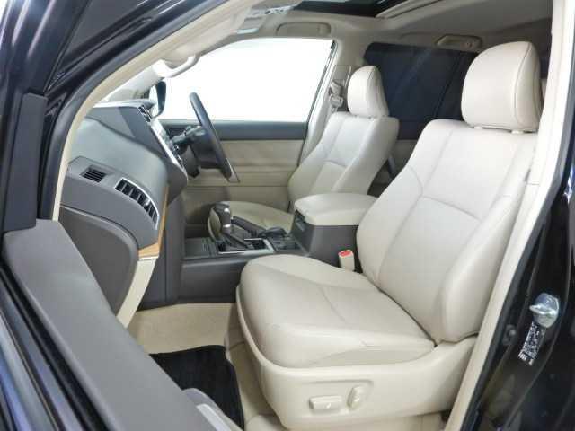 ランドクルーザープラド ２．７ＴＸ－ＬマットブラックＥＤ　ＳＲ／全方位カメラ　ナビ　オートクルーズ　踏み間違い防止装置　ワンオーナー車　３６０度カメラ　電格サードシート　フロントカメラ　セキュリティー　シートヒータ　電動パワーシート　黒革シート　ＥＴＣ車載器　３列シート　地デジＴＶ（17枚目）