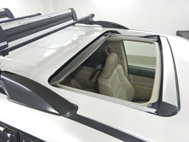 ランドクルーザープラド ２．８ＤＴ　ＴＺ－Ｇ　サンルーフ　全方位カメラ　ナビ／ＴＶ　オートハイビーム　サイドカメラ　エアシート　横滑り防止装置　ナビ＆ＴＶ　ＬＥＤライト　パノラミックビュー　オートクルーズコントロール　パワーウィンドウ　電動格納サードシート　電動シート　３列シート（4枚目）