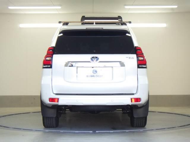 ランドクルーザープラド ２．８ＤＴ　ＴＺ－Ｇ　サンルーフ　全方位カメラ　ナビ／ＴＶ　オートハイビーム　サイドカメラ　エアシート　横滑り防止装置　ナビ＆ＴＶ　ＬＥＤライト　パノラミックビュー　オートクルーズコントロール　パワーウィンドウ　電動格納サードシート　電動シート　３列シート（22枚目）