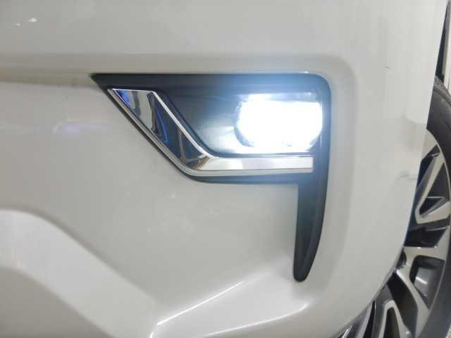 ランドクルーザープラド ２．８ＤＴ　ＴＺ－Ｇ　サンルーフ　全方位カメラ　ナビ／ＴＶ　オートハイビーム　サイドカメラ　エアシート　横滑り防止装置　ナビ＆ＴＶ　ＬＥＤライト　パノラミックビュー　オートクルーズコントロール　パワーウィンドウ　電動格納サードシート　電動シート　３列シート（26枚目）