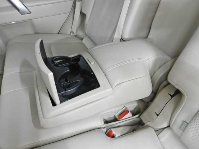 ランドクルーザープラド ２．８ＤＴ　ＴＺ－Ｇ　サンルーフ　全方位カメラ　ナビ／ＴＶ　オートハイビーム　サイドカメラ　エアシート　横滑り防止装置　ナビ＆ＴＶ　ＬＥＤライト　パノラミックビュー　オートクルーズコントロール　パワーウィンドウ　電動格納サードシート　電動シート　３列シート（44枚目）