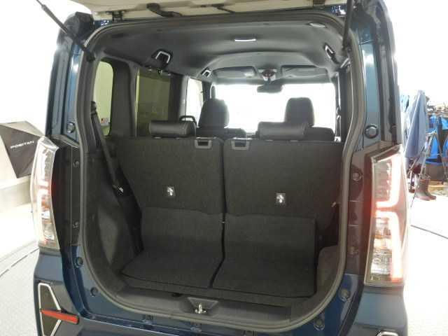 タント カスタムＲＳスタイルセレクション　両側パワースライド　両自動ドア　前後ソナー　サイドエアバック　クルコン　Ａライト　前席シートヒーター　ＵＳＢ　バックモニター　スマートキー　ＬＥＤヘッドライト　エネチャージ　ＥＴＣ付　ターボ　盗難防止システム　ＡＡＣ（19枚目）