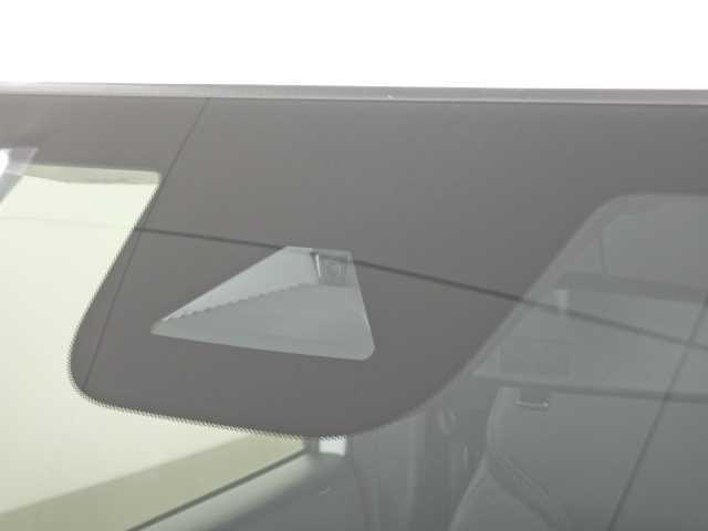 ステップワゴン ２．０ｅ：ＨＥＶ　ＳＰＡＤＡ　ＰＲＥＭＩＵＭ　ＬＩＮＥ　ナビ　マルチカメラ　両側自動ドア　Ｆセグ　ＵＳＢ接続　クリアランスソナ　クルーズＣ　助手席エアバッグ　電格ミラー　スマートＫ　シ－トヒ－タ－　バックカメラ　オットマン　ＬＥＤライト　キーフリー　３列シート（28枚目）