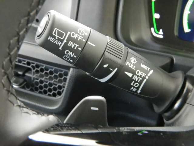 ステップワゴン ２．０ｅ：ＨＥＶ　ＳＰＡＤＡ　ＰＲＥＭＩＵＭ　ＬＩＮＥ　７人　マルチカメラ　両側自動ドア　Ｆセグ　ＵＳＢ接続　クリアランスソナ　クルーズＣ　助手席エアバッグ　電格ミラー　スマートＫ　シ－トヒ－タ－　バックカメラ　オットマン　ＬＥＤライト　キーフリー　３列シート（30枚目）