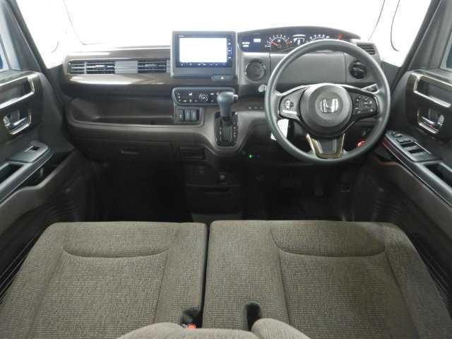 N-BOX Lコーディネートスタイル ナビ/TV バックカメラ Rカメラ レーダーブレーキ ECON LEDヘットライト 前席シートヒーター パーキングセンサー サイドカーテンエアバック ワンオーナー オートクルーズコントロール 横滑り防止 キーレス メモリーナビ(3枚目)