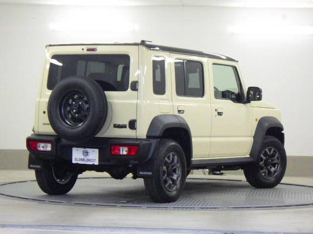 ジムニーノマド １．５ＦＣ　ブラック２トーンルーフ　５Ｆ　９インチナビ／ＴＶ　フルオートエアコン　Ｉ－ＳＴＯＰ　アクティブクルーズコントロール　パートタイム４ＷＤ　盗難防止システム　スマートキープッシュスタート　Ｂカメラ　ＬＥＤヘッドライト　ＥＴＣ　前席シートヒーター　ＡＢＳ（2枚目）