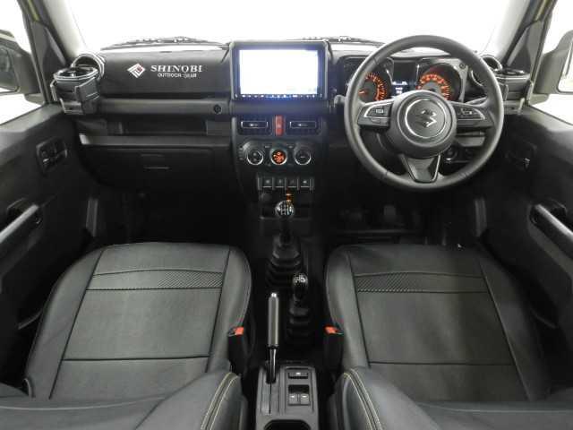 ジムニーノマド １．５ＦＣ　ブラック２トーンルーフ　５Ｆ　９インチナビ／ＴＶ　フルオートエアコン　Ｉ－ＳＴＯＰ　アクティブクルーズコントロール　パートタイム４ＷＤ　盗難防止システム　スマートキープッシュスタート　Ｂカメラ　ＬＥＤヘッドライト　ＥＴＣ　前席シートヒーター　ＡＢＳ（3枚目）