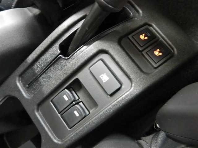 ジムニーノマド １．５ＦＣ　ブラック２トーンルーフ　５Ｆ　９インチナビ／ＴＶ　フルオートエアコン　Ｉ－ＳＴＯＰ　アクティブクルーズコントロール　パートタイム４ＷＤ　盗難防止システム　スマートキープッシュスタート　Ｂカメラ　ＬＥＤヘッドライト　ＥＴＣ　前席シートヒーター　ＡＢＳ（12枚目）