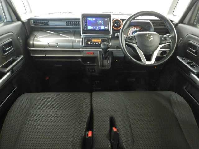 スペーシアギア ハイブリッド　ＸＺ　ディスプレイオーディオ　バックカメラ　アイストップ　電動格納式ドアミラー　ＶＳＡ　シートヒター　ＵＳＢ入力　パワーウインドウ　ＬＥＤ　イモビライザー　キーフリー　ＥＴＣ付き　パワステ　Ｗエアバック　バックカメラ　フルオートエアコン　ＳＲＳ（3枚目）