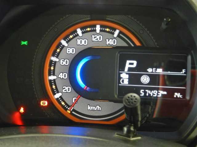 スペーシアギア ハイブリッド　ＸＺ　ディスプレイオーディオ　バックカメラ　アイストップ　電動格納式ドアミラー　ＶＳＡ　シートヒター　ＵＳＢ入力　パワーウインドウ　ＬＥＤ　イモビライザー　キーフリー　ＥＴＣ付き　パワステ　Ｗエアバック　バックカメラ　フルオートエアコン　ＳＲＳ（13枚目）