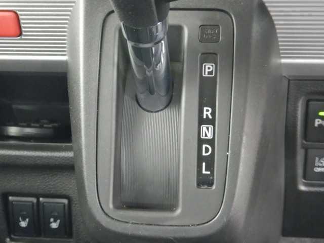 スペーシアギア ハイブリッド　ＸＺ　ディスプレイオーディオ　バックカメラ　アイストップ　電動格納式ドアミラー　ＶＳＡ　シートヒター　ＵＳＢ入力　パワーウインドウ　ＬＥＤ　イモビライザー　キーフリー　ＥＴＣ付き　パワステ　Ｗエアバック　バックカメラ　フルオートエアコン　ＳＲＳ（29枚目）