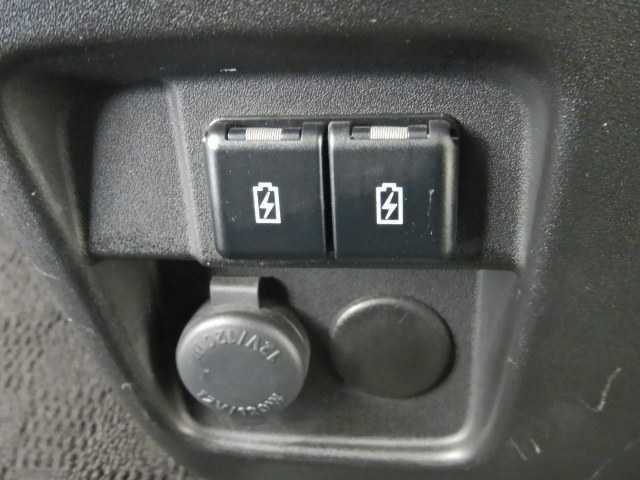 スペーシアギア ハイブリッド　ＸＺ　ディスプレイオーディオ　バックカメラ　アイストップ　電動格納式ドアミラー　ＶＳＡ　シートヒター　ＵＳＢ入力　パワーウインドウ　ＬＥＤ　イモビライザー　キーフリー　ＥＴＣ付き　パワステ　Ｗエアバック　バックカメラ　フルオートエアコン　ＳＲＳ（32枚目）