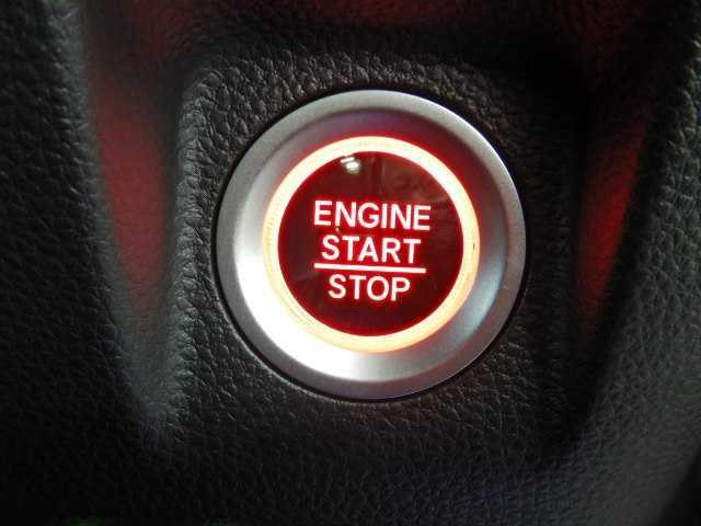 Ｎ－ＷＧＮカスタム カスタム　Ｌ・ターボ　８インチナビ／ＴＶ　ＬＥＤライト　衝突被害軽減装置　ＬＥＤランプ　ワンオーナー車　クリアランスソナー　Ｂカメ　サイドエアバック　前席シートヒーター　メモリーナビ　イモビ　スマートキー・プッシュスタート　キーフリー　横滑り防止　Ａライト（11枚目）