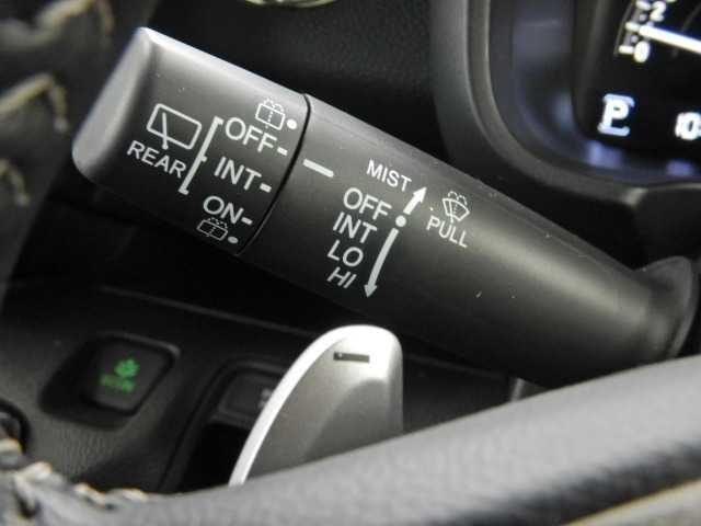 Ｎ－ＷＧＮカスタム カスタム　Ｌ・ターボ　８インチナビ／ＴＶ　ＬＥＤライト　衝突被害軽減装置　ＬＥＤランプ　ワンオーナー車　クリアランスソナー　Ｂカメ　サイドエアバック　前席シートヒーター　メモリーナビ　イモビ　スマートキー・プッシュスタート　キーフリー　横滑り防止　Ａライト（37枚目）