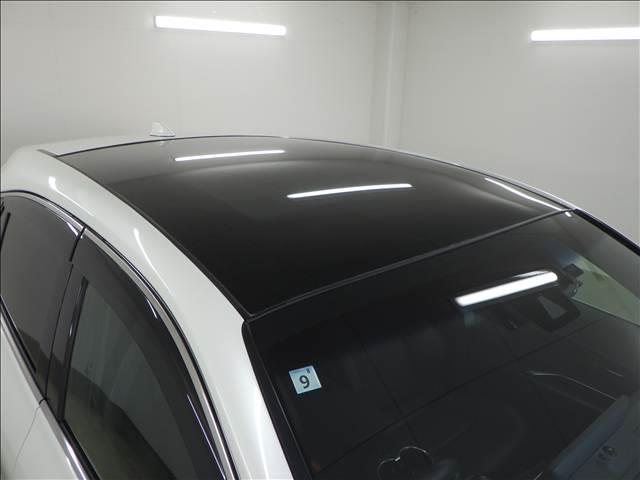 ハリアーハイブリッド ２．５Ｚ　レザーＰＫＧ　全方位カメラ　調光パノラマルーフ　革　Ｃソナー　全方位モニタ　電動トランク　電動格納ミラー　パノラマサンルーフ　シートヒータ　地デジ　横滑防止　盗難防止システム　オートハイビーム　シートクーラー　Ｂモニター　ＵＳＢ接続　オートライト　革（4枚目）