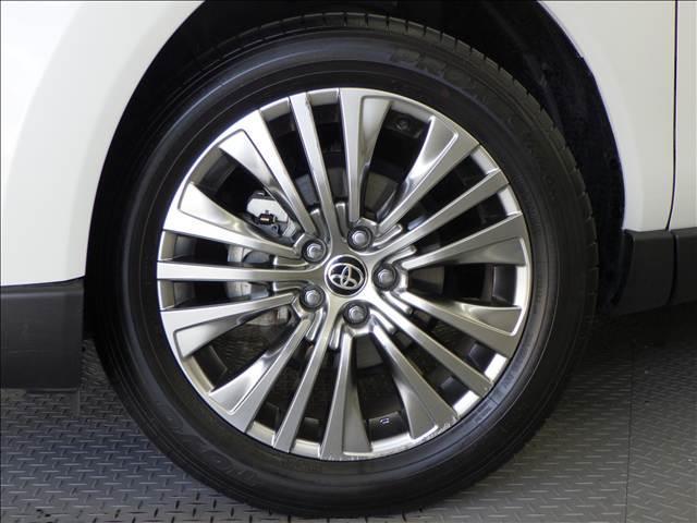 ハリアーハイブリッド ２．５Ｚ　レザーＰＫＧ　全方位カメラ　調光パノラマルーフ　革　Ｃソナー　全方位モニタ　電動トランク　電動格納ミラー　パノラマサンルーフ　シートヒータ　地デジ　横滑防止　盗難防止システム　オートハイビーム　シートクーラー　Ｂモニター　ＵＳＢ接続　オートライト　革（11枚目）