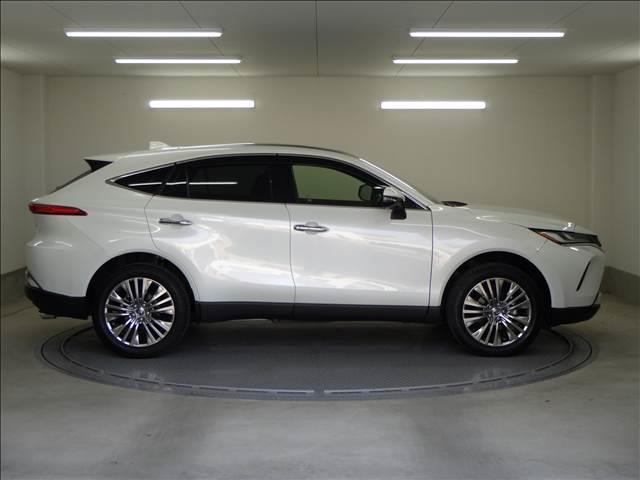 ハリアーハイブリッド ２．５Ｚ　レザーＰＫＧ　全方位カメラ　調光パノラマルーフ　革　Ｃソナー　全方位モニタ　電動トランク　電動格納ミラー　パノラマサンルーフ　シートヒータ　地デジ　横滑防止　盗難防止システム　オートハイビーム　シートクーラー　Ｂモニター　ＵＳＢ接続　オートライト　革（19枚目）