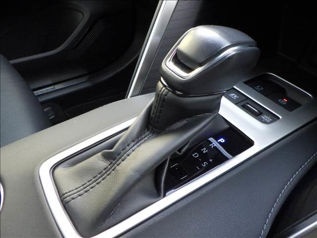 ハリアーハイブリッド ２．５Ｚ　レザーＰＫＧ　全方位カメラ　調光パノラマルーフ　革　Ｃソナー　全方位モニタ　電動トランク　電動格納ミラー　パノラマサンルーフ　シートヒータ　地デジ　横滑防止　盗難防止システム　オートハイビーム　シートクーラー　Ｂモニター　ＵＳＢ接続　オートライト　革（37枚目）