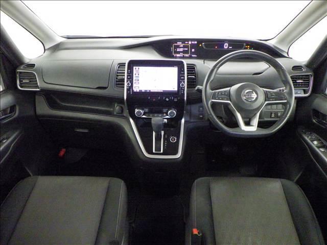 セレナ ２．０ハイウェイスターＶセレＩＩ全方位カメラ／ナビ／フ　純正９インチナビ／フルセグＴＶ　全方位カメラ　アルパイン１０．１インチフリップダウンモニター　ナビ連動ドラレコ／ＥＴＣ　両側パワースライドドア　ＬＥＤヘッドライト（3枚目）