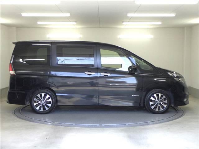 セレナ ２．０ハイウェイスターＶセレＩＩ全方位カメラ／ナビ／フ　純正９インチナビ／フルセグＴＶ　全方位カメラ　アルパイン１０．１インチフリップダウンモニター　ナビ連動ドラレコ／ＥＴＣ　両側パワースライドドア　ＬＥＤヘッドライト（19枚目）