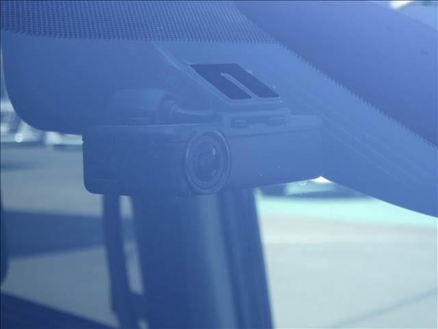 セレナ ２．０ハイウェイスターＶセレＩＩ全方位カメラ／ナビ／フ　純正９インチナビ／フルセグＴＶ　全方位カメラ　アルパイン１０．１インチフリップダウンモニター　ナビ連動ドラレコ／ＥＴＣ　両側パワースライドドア　ＬＥＤヘッドライト（42枚目）