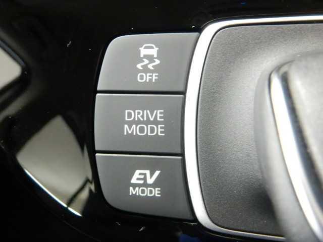 アクア １．５Ｚ　全方位カメラ　ディスプレイオーディオ　ＵＳＢ接続　ＡＨＢ　ソナー　衝突安全ボディ　パークアシスト　ＬＥＤヘッドライト　オートライト　スマートキー　１００Ｖ電源　イモビライザー　オートクルーズコントロール　エアコン　ＥＳＣ　キーレス　ＡＢＳ（6枚目）