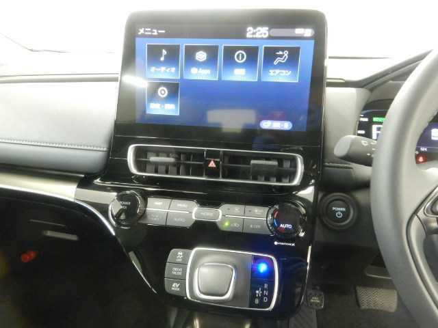 アクア １．５Ｚ　全方位カメラ　ディスプレイオーディオ　ＵＳＢ接続　ＡＨＢ　ソナー　衝突安全ボディ　パークアシスト　ＬＥＤヘッドライト　オートライト　スマートキー　１００Ｖ電源　イモビライザー　オートクルーズコントロール　エアコン　ＥＳＣ　キーレス　ＡＢＳ（7枚目）