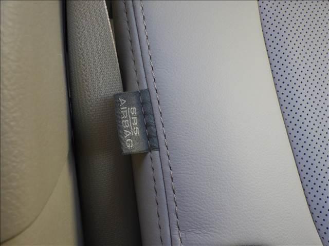 ランドクルーザープラド ２．８Ｄ－ＴＢ　ＴＺ－Ｇ　サンルーフ　革　９インチナビ　オートハイビーム　エアシート　横滑り防止装置　ＬＥＤライト　パノラミックビュー　オートクルーズコントロール　パワーウィンドウ　電動格納サードシート　電動シート　３列シート　メモリーナビ　４ＷＤ　ナビ（23枚目）