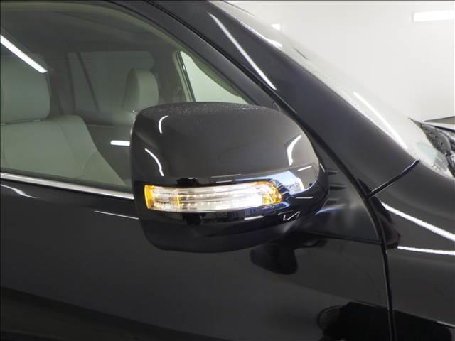 ランドクルーザープラド ２．８Ｄ－ＴＢ　ＴＺ－Ｇ　サンルーフ　革　９インチナビ　オートハイビーム　エアシート　横滑り防止装置　ＬＥＤライト　パノラミックビュー　オートクルーズコントロール　パワーウィンドウ　電動格納サードシート　電動シート　３列シート　メモリーナビ　４ＷＤ　ナビ（35枚目）