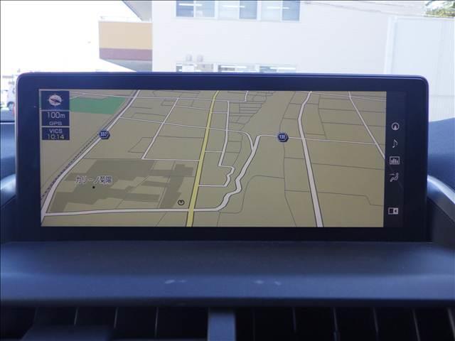 ＮＸ ＮＸ３００　バージョンＬ　全方位カメラ　純正ナビ／ＴＶ　オートハイビーム　シートクーラー　全周囲　ナビＴＶ　衝突被害軽減　Ｓキー　キーレス　ＥＴＣ車載器　本革シート　クルコン　ＬＥＤヘッド　バックモニター　横滑り防止装置　シートヒーター　パワーシート（4枚目）