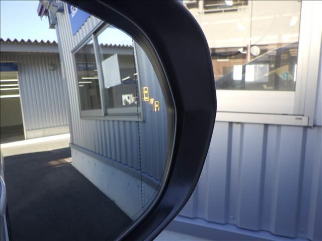 ＮＸ ＮＸ３００　バージョンＬ　全方位カメラ　純正ナビ／ＴＶ　オートハイビーム　シートクーラー　全周囲　ナビＴＶ　衝突被害軽減　Ｓキー　キーレス　ＥＴＣ車載器　本革シート　クルコン　ＬＥＤヘッド　バックモニター　横滑り防止装置　シートヒーター　パワーシート（7枚目）