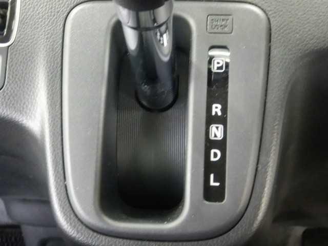 ワゴンＲカスタムＺ ハイブリッドＺＸ　全方位カメラ　９インチナビ／ＴＶ　アイドリングＳＴＯＰ　キーフリーシステム　カーテンエアバック　盗難防止　サイドカメラ　電格ドアミラー　シートヒータ　パワステ　全方位モニター用カメラ　エアコン　ＬＥＤランプ　パワーウィンドウ　ＤＶＤ（10枚目）