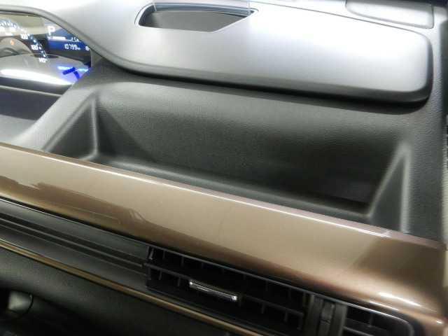 ワゴンＲカスタムＺ ハイブリッドＺＸ　全方位カメラ　９インチナビ／ＴＶ　アイドリングＳＴＯＰ　キーフリーシステム　カーテンエアバック　盗難防止　サイドカメラ　電格ドアミラー　シートヒータ　パワステ　全方位モニター用カメラ　エアコン　ＬＥＤランプ　パワーウィンドウ　ＤＶＤ（34枚目）