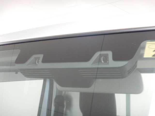 キャリイトラック ＫＸ　５ＭＴ　セーフティサポート　ＡＣ／ＰＳ／ＰＷ　ダブルエアバック　１オーナー　運転席エアバック　パワステ　エアコン付　パワーウインドウ　ＡＢＳ　ＥＳＣ　衝突安全ボディ　盗難防止システム　衝突軽減ブレーキサポート（13枚目）