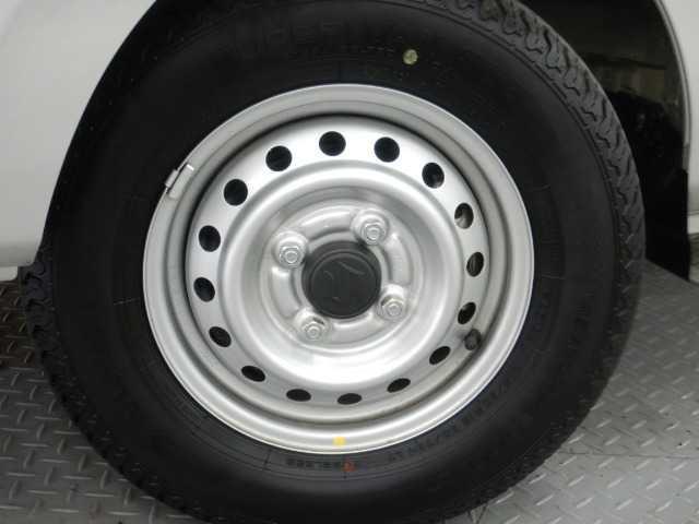 キャリイトラック ＫＸ　５ＭＴ　セーフティサポート　ＡＣ／ＰＳ／ＰＷ　ダブルエアバック　１オーナー　運転席エアバック　パワステ　エアコン付　パワーウインドウ　ＡＢＳ　ＥＳＣ　衝突安全ボディ　盗難防止システム　衝突軽減ブレーキサポート（15枚目）