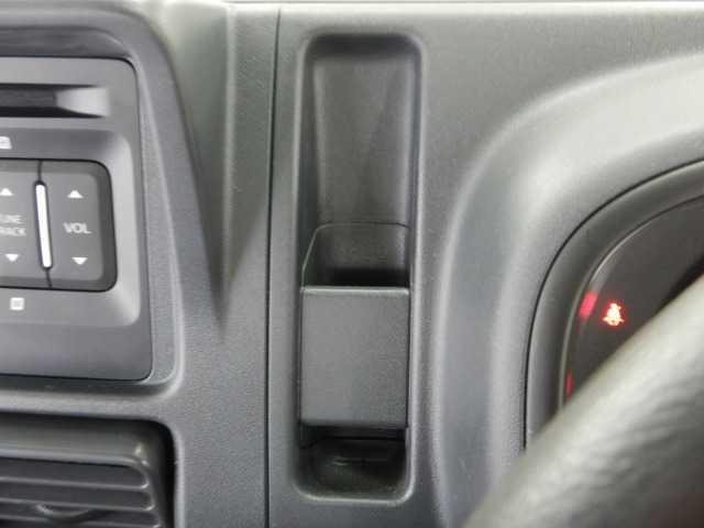 キャリイトラック ＫＸ　５ＭＴ　セーフティサポート　ＡＣ／ＰＳ／ＰＷ　ダブルエアバック　１オーナー　運転席エアバック　パワステ　エアコン付　パワーウインドウ　ＡＢＳ　ＥＳＣ　衝突安全ボディ　盗難防止システム　衝突軽減ブレーキサポート（27枚目）