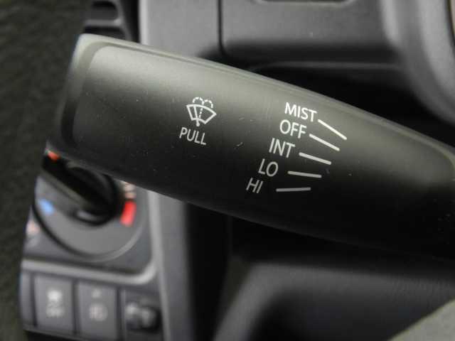 キャリイトラック ＫＸ　５ＭＴ　セーフティサポート　ＡＣ／ＰＳ／ＰＷ　ダブルエアバック　１オーナー　運転席エアバック　パワステ　エアコン付　パワーウインドウ　ＡＢＳ　ＥＳＣ　衝突安全ボディ　盗難防止システム　衝突軽減ブレーキサポート（28枚目）